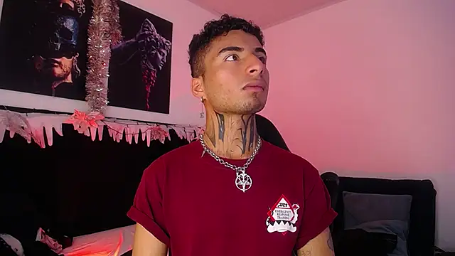 Snapshot of JuanCamiilo_66 chatting on 2, 1, 2025 JuanCamiilo 66 online show from 2, 1, 2025