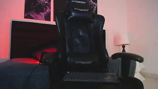 Snapshot of JuanCamiilo_66 chatting on 19, 2, 2025 JuanCamiilo 66 online show from 19, 2, 2025