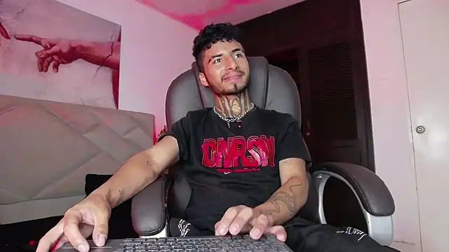 Snapshot of JuanCamiilo_66 chatting on 12, 9, 2025 JuanCamiilo 66 online show from 12, 9, 2025