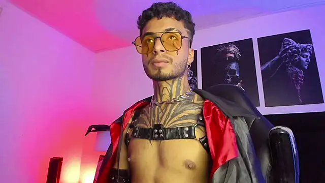 Snapshot of JuanCamiilo_66 chatting on 14, 10, 2025 JuanCamiilo 66 online show from 14, 10, 2025