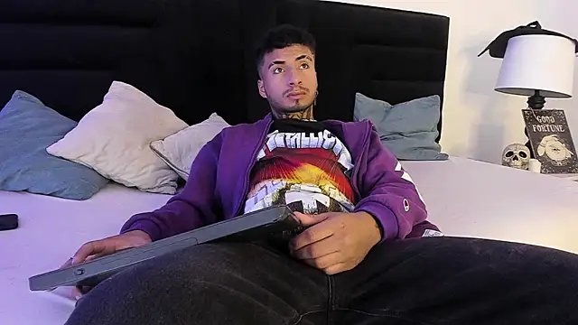 Snapshot of JuanCamiilo_66 chatting on 26, 10, 2025 JuanCamiilo 66 online show from 26, 10, 2025