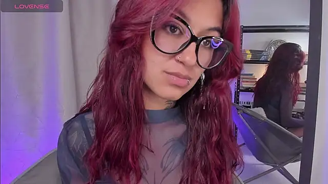 Snapshot of noemi_foxxx chatting on 26, 5, 2026 noemi foxxx online show from 26, 5, 2026