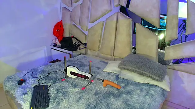 Natalyefoster online show from 25, 2, 2026