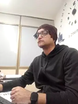 Snapshot of ClarkGiven chatting on 25, 11, 2025 ClarkGiven online show from 25, 11, 2025