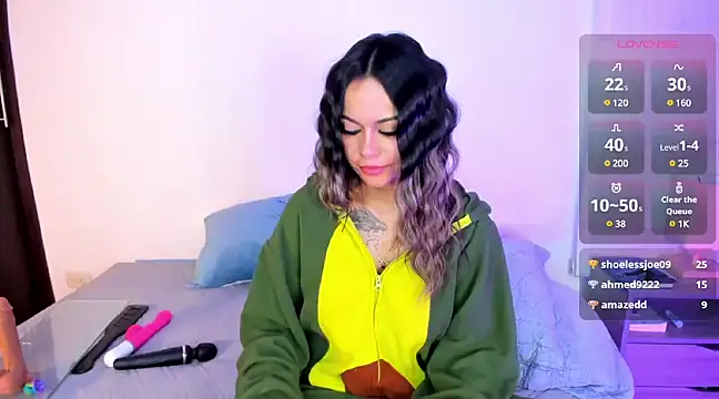 summer holiday online show from 10, 12, 2024