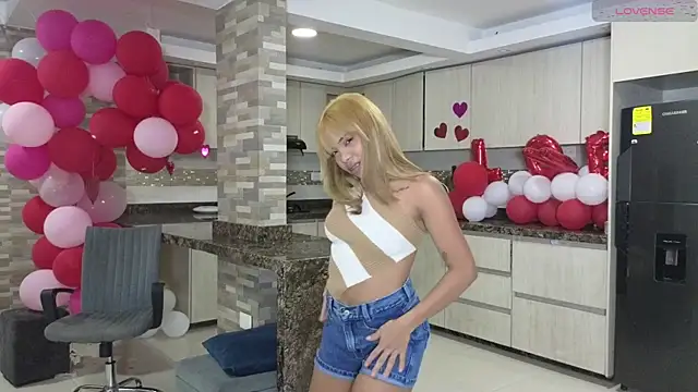 xalicesfantasyx online show from 18, 2, 2025