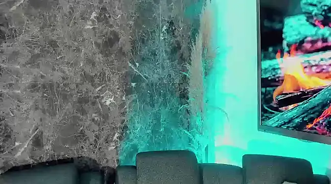 Emmaa Saenz  online show from 10, 12, 2024