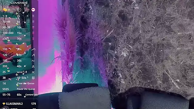 Emmaa Saenz  online show from 6, 2, 2025