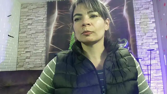 Snapshot of charlotedoll chatting on 3, 1, 2025 charlotedoll online show from 3, 1, 2025