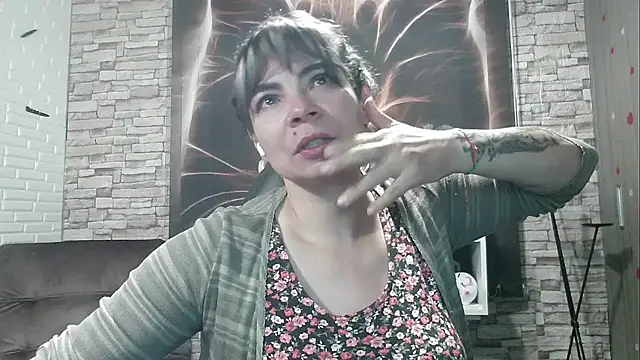 Snapshot of charlotedoll chatting on 4, 2, 2025 charlotedoll online show from 4, 2, 2025