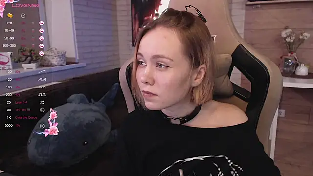 lucy mirror online show from 9, 9, 2025