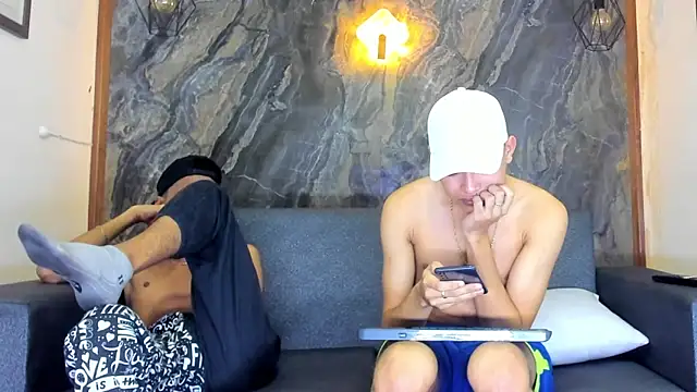 Snapshot of liam_genner_ chatting on 2, 2, 2025 liam genner online show from 2, 2, 2025