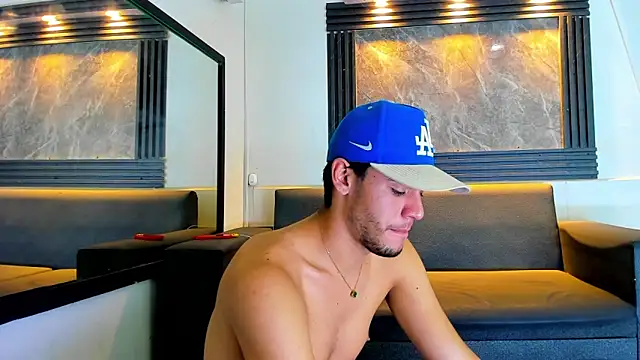 Snapshot of liam_genner_ chatting on 8, 9, 2025 liam genner online show from 8, 9, 2025