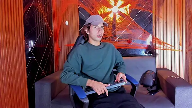 Snapshot of liam_genner_ chatting on 1, 11, 2025 liam genner online show from 1, 11, 2025