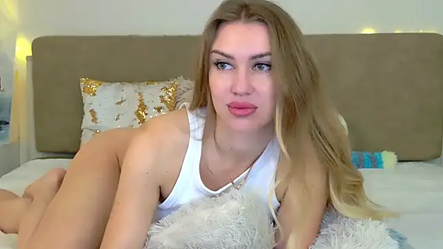 LuisaSin online show from 17, 3, 2026