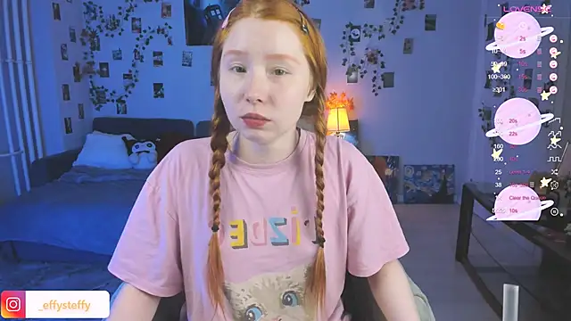 CallMeEffy1 online show from 28, 9, 2025