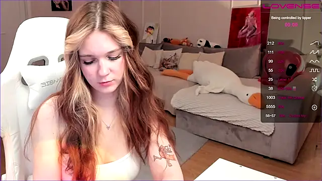 Frau Lina online show from 6, 3, 2026