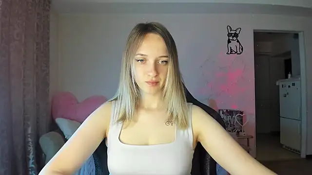 Snapshot of RouseReed chatting on 14, 6, 2026 RouseReed online show from 14, 6, 2026