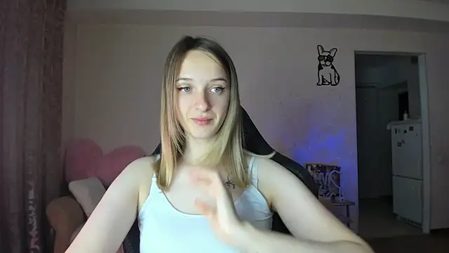 Snapshot of RouseReed chatting on 17, 6, 2026 RouseReed online show from 17, 6, 2026
