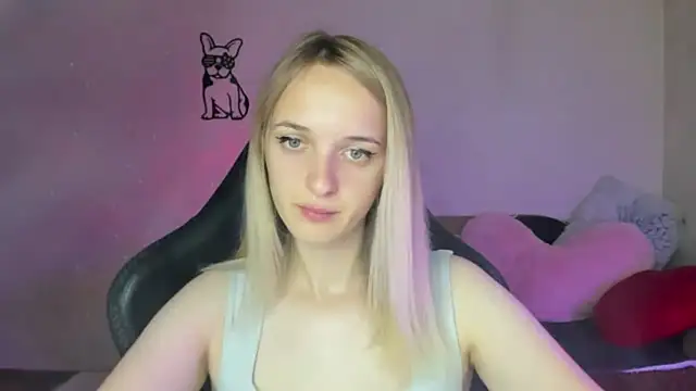 Snapshot of RouseReed chatting on 15, 7, 2026 RouseReed online show from 15, 7, 2026