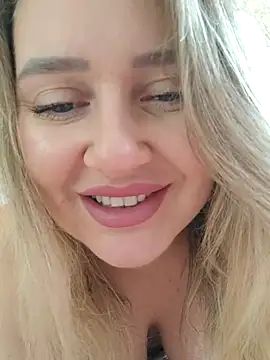 LadyLolyPop  online show from 27, 9, 2025