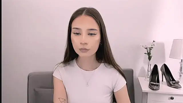 EmilyDarling online show from 25, 2, 2026