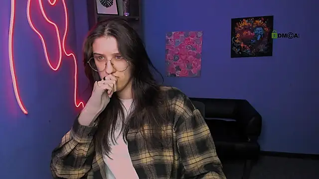 scarlet mooore online show from 2, 4, 2026