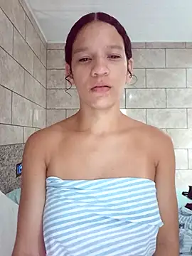 Snapshot of By_Aninha chatting on 28, 4, 2026 By Aninha online show from 28, 4, 2026