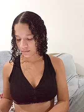 Snapshot of By_Aninha chatting on 27, 5, 2026 By Aninha online show from 27, 5, 2026