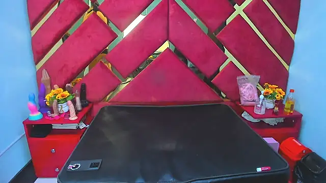 Snapshot of Sweet_Annyy chatting on 16, 12, 2025 Sweet Annyy online show from 16, 12, 2025