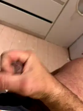 Angeloggaa online show from 8, 10, 2025