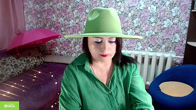 Snapshot of Julia-ru chatting on 16, 11, 2025 Julia-ru online show from 16, 11, 2025