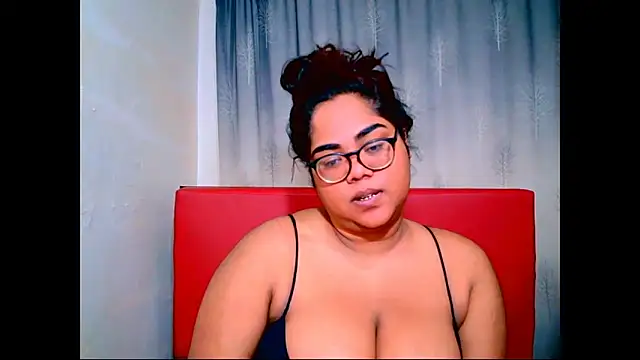 Snapshot of Indian_Lola00 chatting on 23, 10, 2025 Indian Lola00 online show from 23, 10, 2025