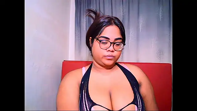 Snapshot of Indian_Lola00 chatting on 3, 11, 2025 Indian Lola00 online show from 3, 11, 2025