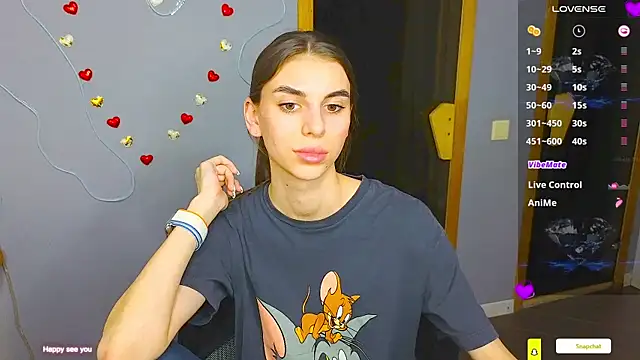 Snapshot of EmmyGreans chatting on 27, 2, 2025 EmmyGreans online show from 27, 2, 2025