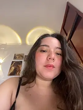 LunaGil1 online show from 12, 7, 2026
