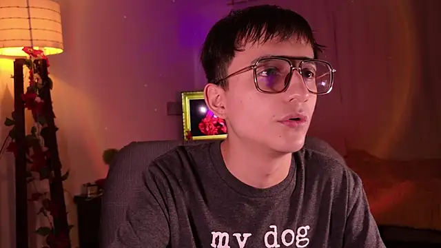 Snapshot of Mr_evan1 chatting on 7, 1, 2025 Mr evan1 online show from 7, 1, 2025