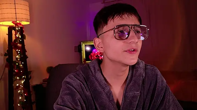 Snapshot of Mr_evan1 chatting on 10, 1, 2025 Mr evan1 online show from 10, 1, 2025