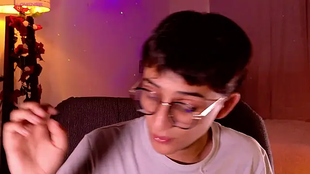 Snapshot of Mr_evan1 chatting on 17, 2, 2025 Mr evan1 online show from 17, 2, 2025