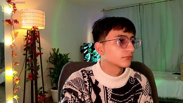 Snapshot of Mr_evan1 chatting on 12, 3, 2025 Mr evan1 online show from 12, 3, 2025