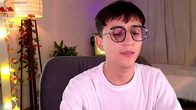 Snapshot of Mr_evan1 chatting on 15, 3, 2025 Mr evan1 online show from 15, 3, 2025