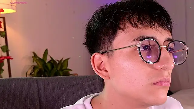 Snapshot of Mr_evan1 chatting on 17, 3, 2025 Mr evan1 online show from 17, 3, 2025