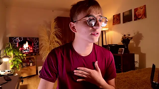 Snapshot of Mr_evan1 chatting on 11, 9, 2025 Mr evan1 online show from 11, 9, 2025