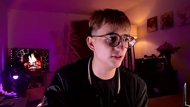 Snapshot of Mr_evan1 chatting on 2, 10, 2025 Mr evan1 online show from 2, 10, 2025