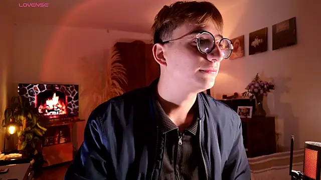 Snapshot of Mr_evan1 chatting on 14, 10, 2025 Mr evan1 online show from 14, 10, 2025