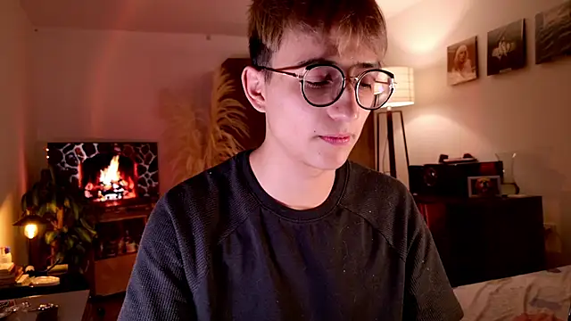 Snapshot of Mr_evan1 chatting on 30, 10, 2025 Mr evan1 online show from 30, 10, 2025