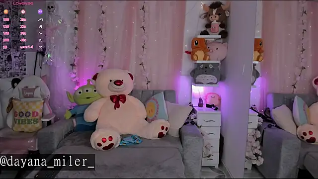  dayana miler online show from 17, 4, 2026