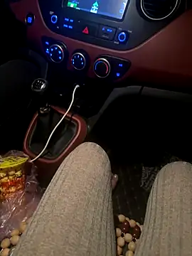 Snapshot of May-Squirt chatting on 23, 10, 2025 May-Squirt online show from 23, 10, 2025