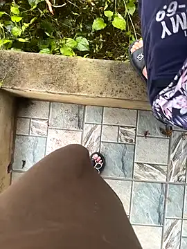 Snapshot of May-Squirt chatting on 31, 10, 2025 May-Squirt online show from 31, 10, 2025