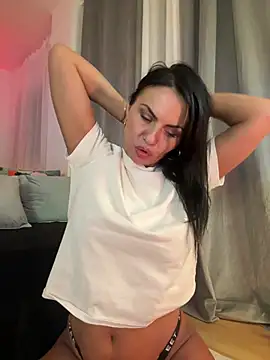 Snapshot of KimKelly13 chatting on 13, 3, 2025 KimKelly13 online show from 13, 3, 2025